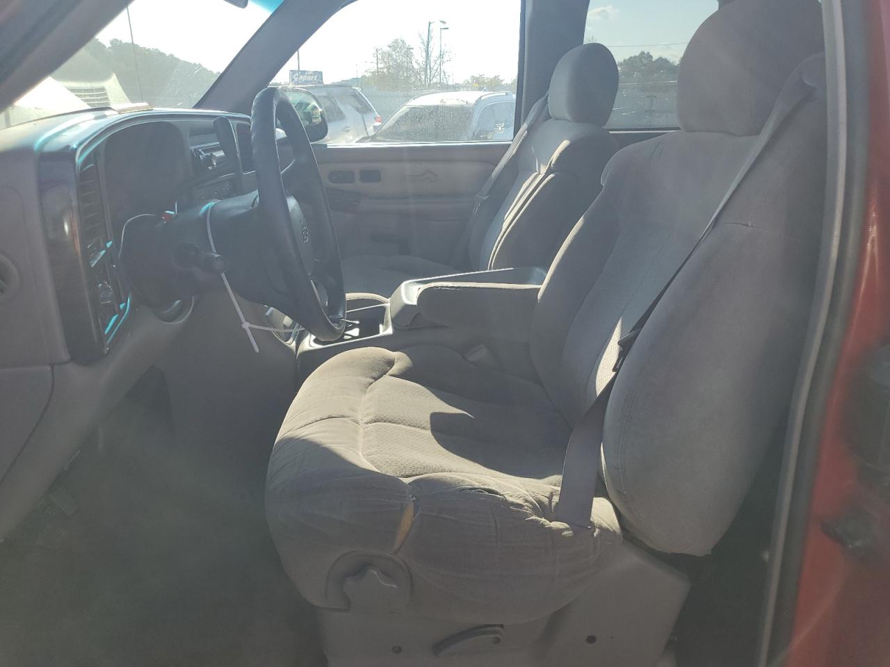 2000 Chevrolet Silverado C1500 VIN: 2GCEC19V6Y1370046 Lot: 84913455