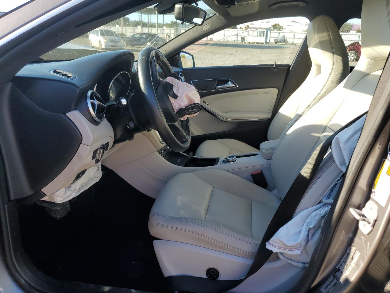 2015 Mercedes-Benz Cla 250 VIN: WDDSJ4EB4FN165297 Lot: 82575315