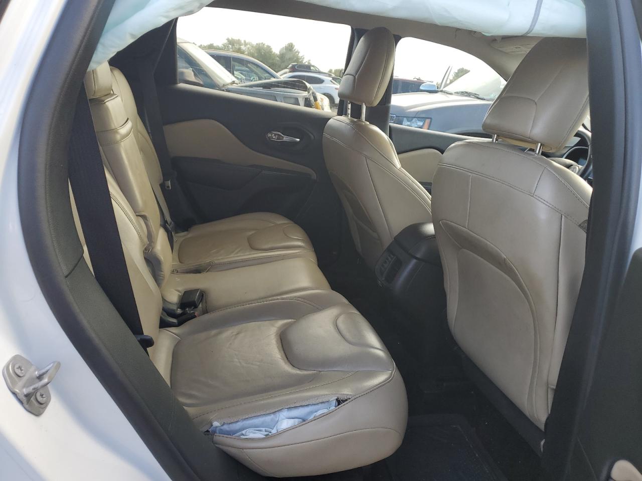 2017 Jeep Cherokee Limited VIN: 1C4PJMDS0HW524904 Lot: 86828675