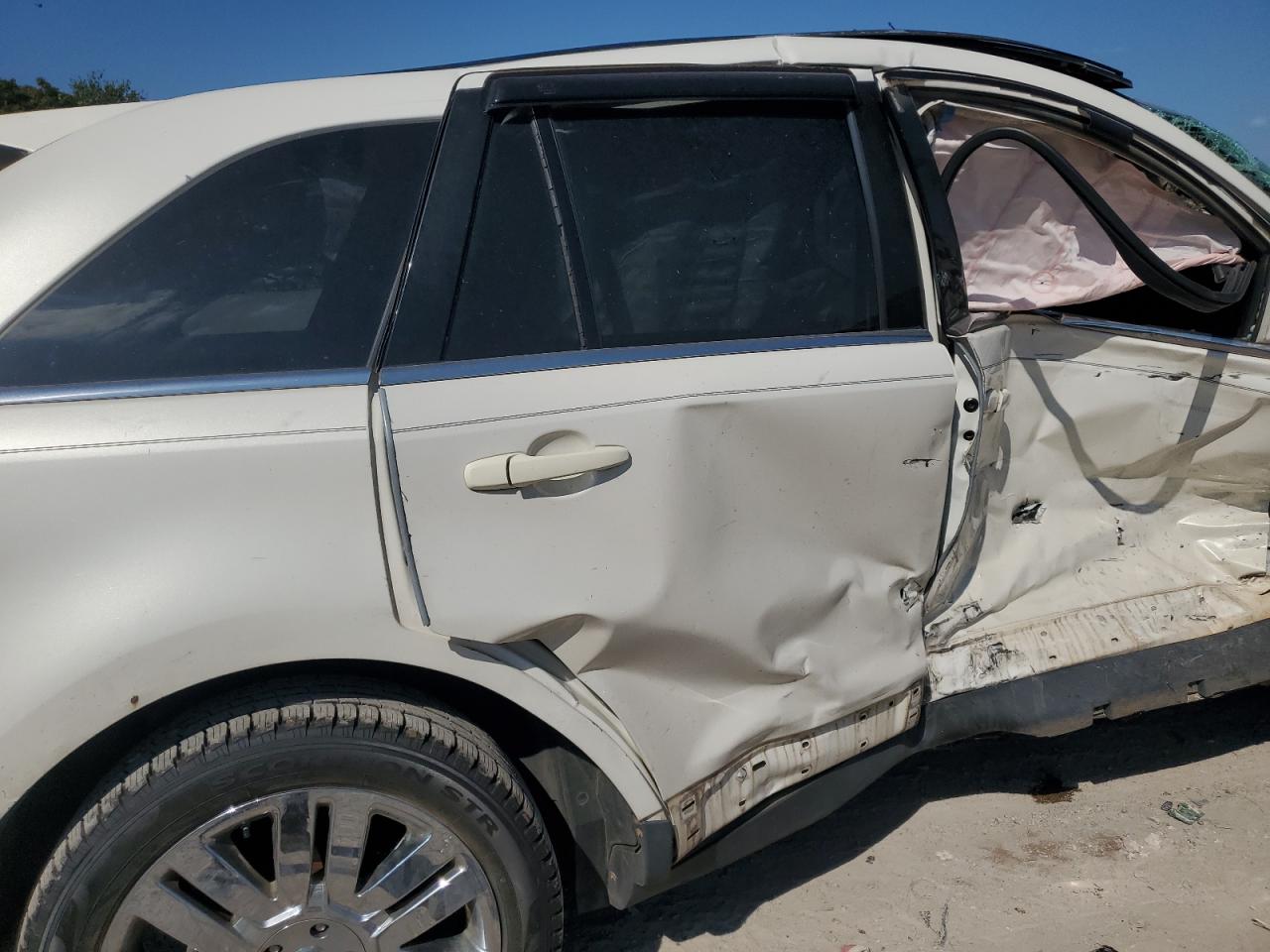 2008 Ford Edge Limited VIN: 2FMDK39C98BA75795 Lot: 82242425