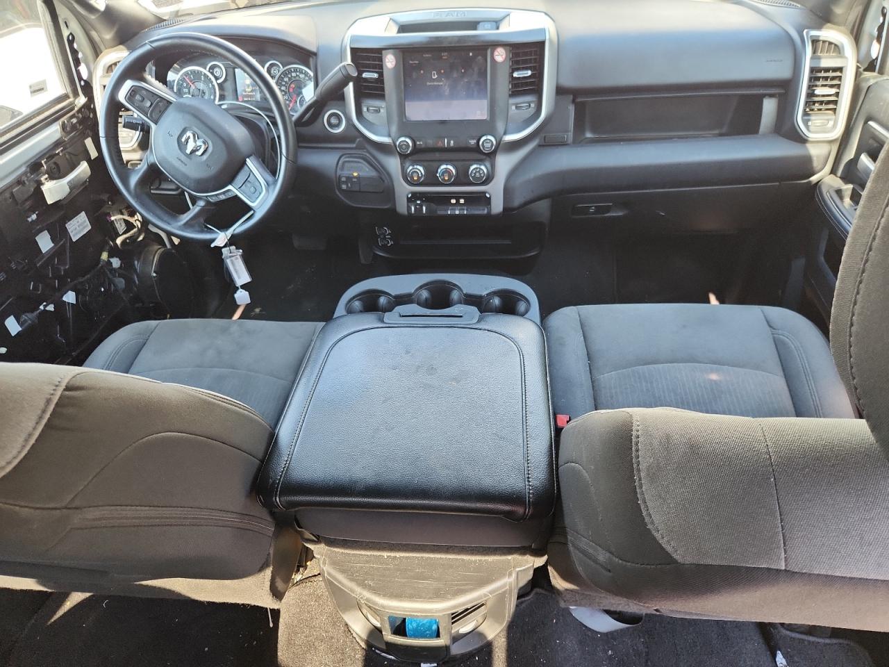 2024 Ram 3500 Big Horn VIN: 3C63RRHLXRG307777 Lot: 86682335