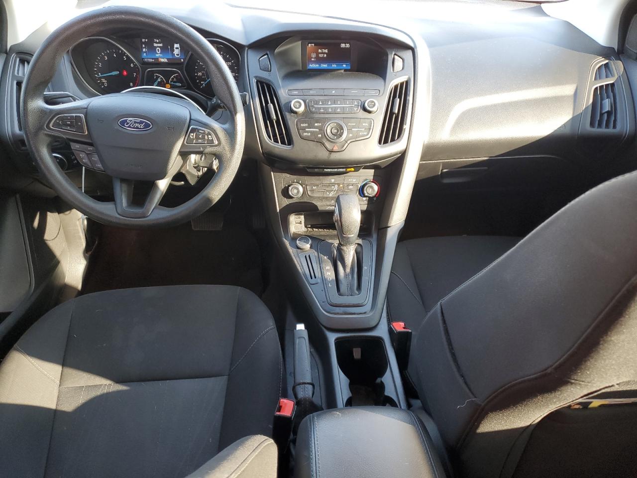 2018 Ford Focus Se VIN: 1FADP3F27JL213735 Lot: 85585385