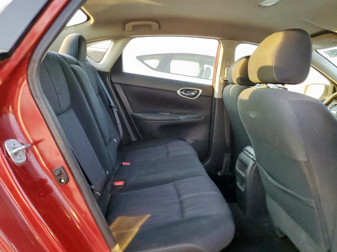 2017 Nissan Sentra S VIN: 3N1AB7AP5HL636367 Lot: 82214105