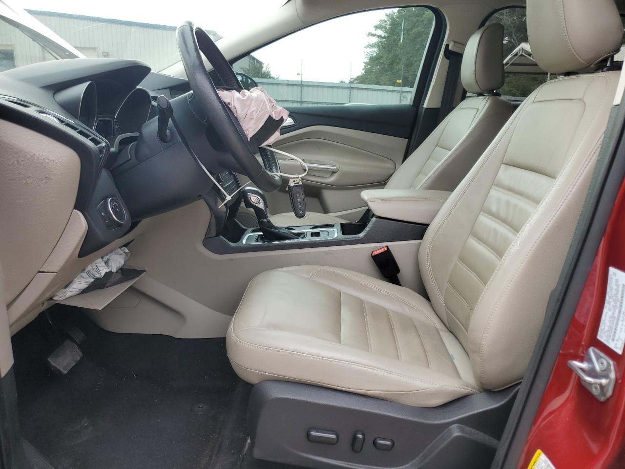 2019 Ford Escape Titanium VIN: 1FMCU9J9XKUA10562 Lot: 86141775