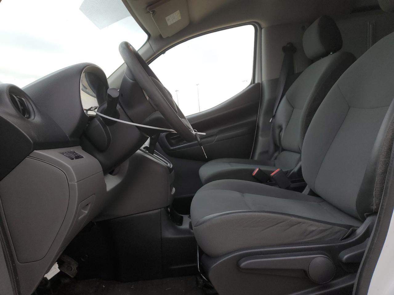 2015 Nissan Nv200 2.5S VIN: 3N6CM0KN7FK730335 Lot: 91338825