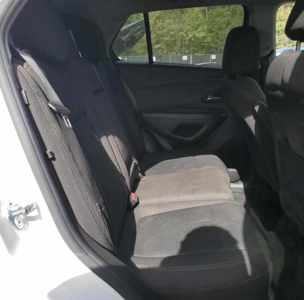 2020 Chevrolet Trax Ls VIN: KL7CJKSB1LB329610 Lot: 85758975