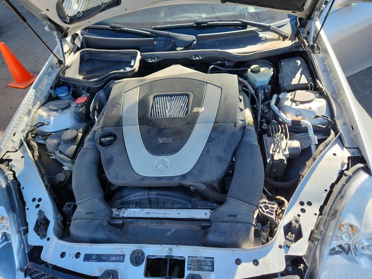 2011 Mercedes-Benz Slk 300 VIN: WDBWK5EA3BF238636 Lot: 85295455