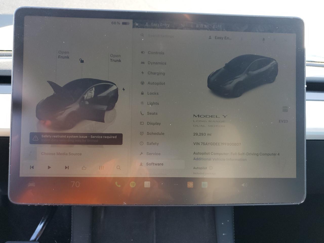 2023 Tesla Model Y VIN: 7SAYGDEE7PF900807 Lot: 86670475