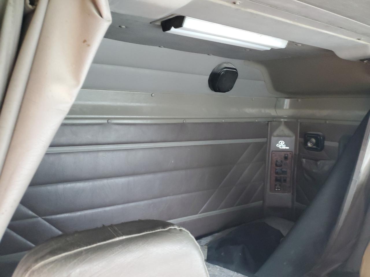 2001 International 9200 9200I VIN: 2HSCEAXR31C085894 Lot: 84943795