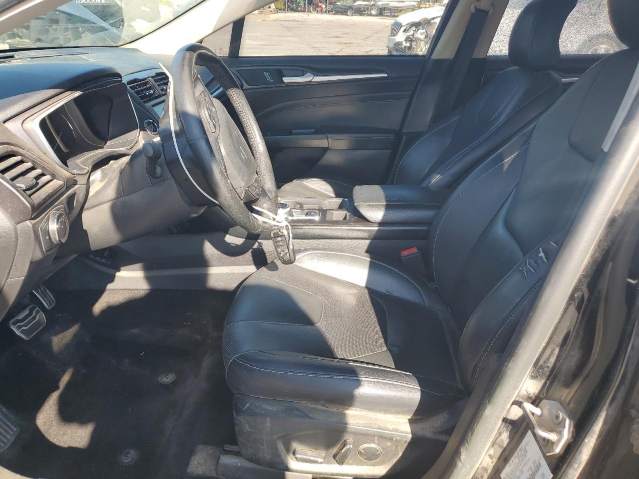 2018 Ford Fusion Titanium/Platinum VIN: 3FA6P0D95JR219445 Lot: 82258995