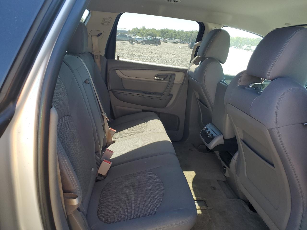 2014 Chevrolet Traverse Ls VIN: 1GNKRFED1EJ142072 Lot: 84576595