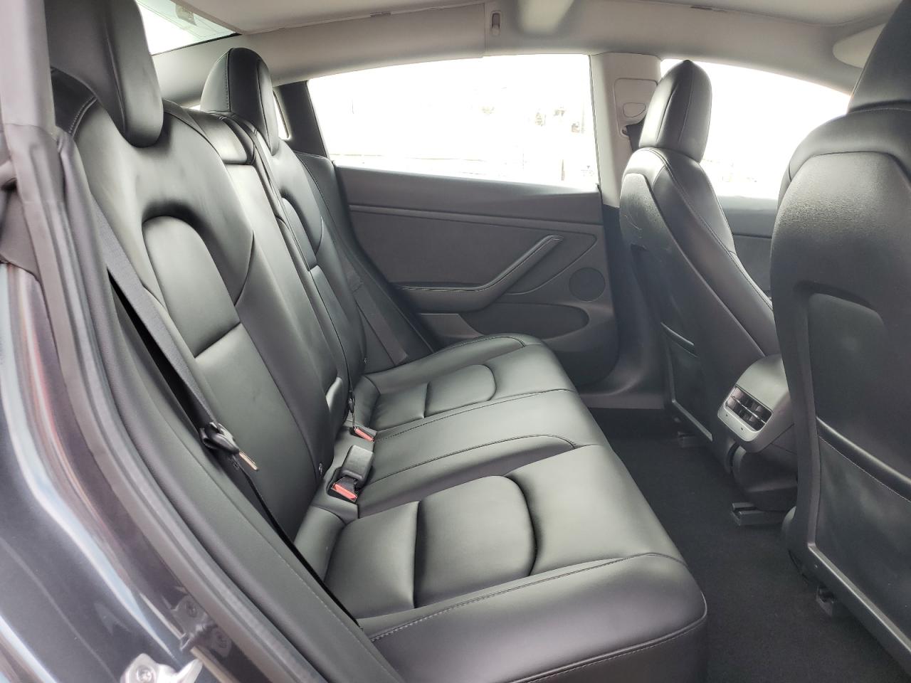 2022 Tesla Model 3 VIN: 5YJ3E1EB7NF132177 Lot: 85741555