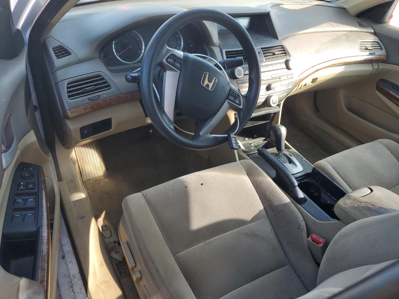 2010 Honda Accord Ex VIN: 1HGCP2F71AA143268 Lot: 82010715