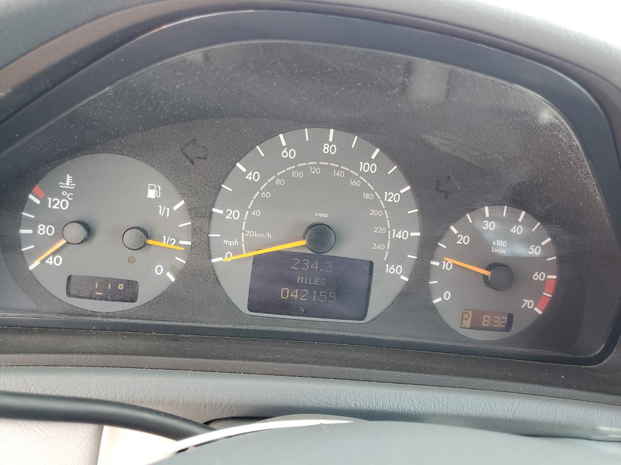 2002 Mercedes-Benz Clk 430 VIN: WDBLK70G82T102806 Lot: 89738365