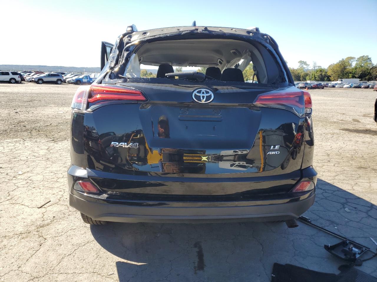 2017 Toyota Rav4 Le VIN: 2T3BFREV0HW664693 Lot: 86062835