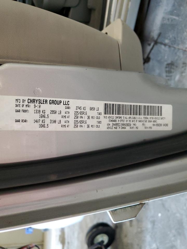 2010 Chrysler Town & Country Touring VIN: 2A4RR5D19AR428650 Lot: 82213555