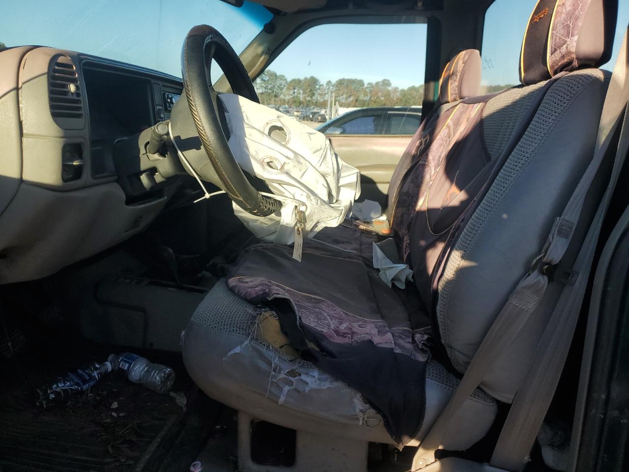 1998 Chevrolet Gmt-400 K1500 VIN: 1GCEK14W8WZ264267 Lot: 89725365