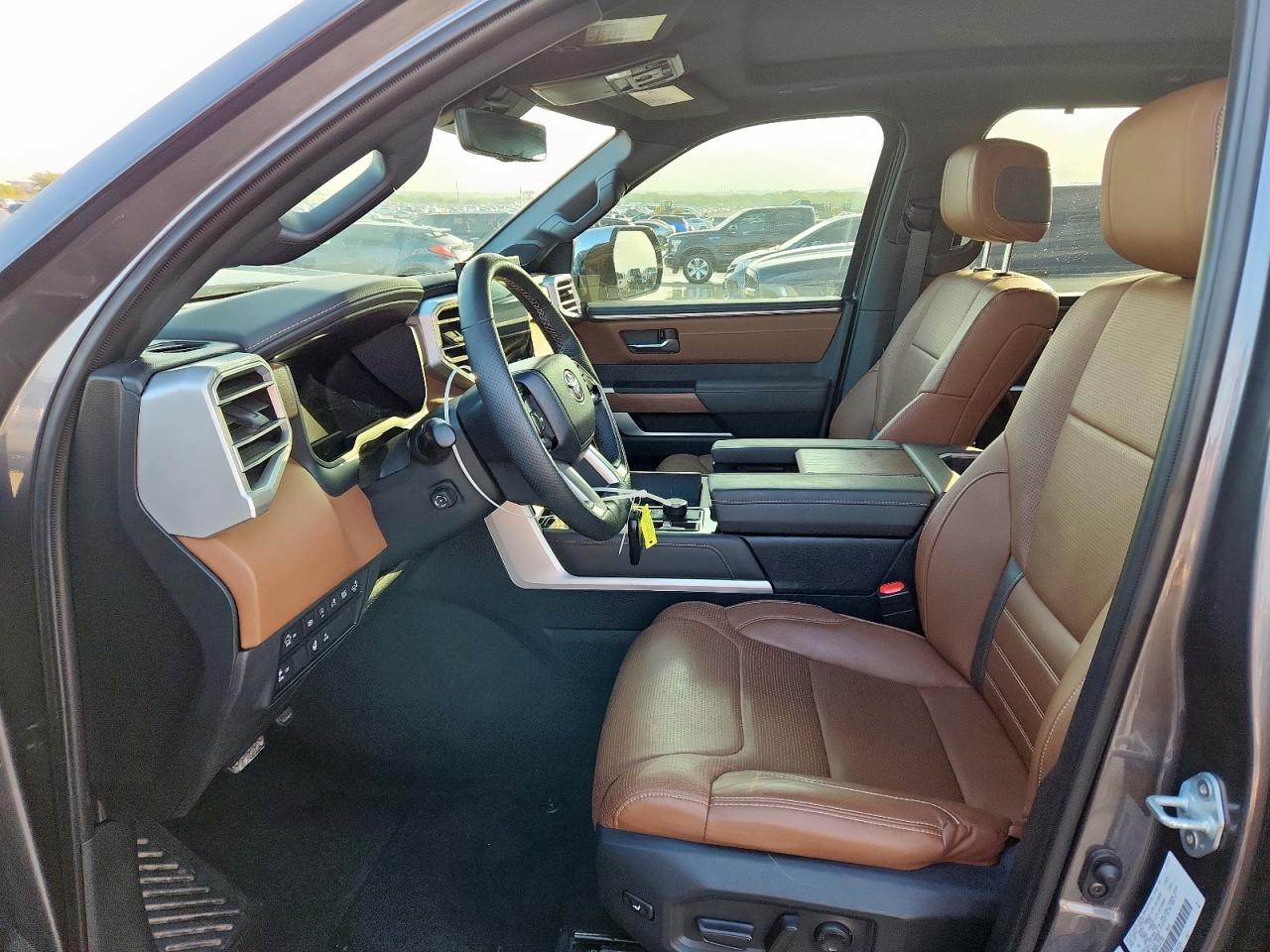 2023 Toyota Tundra Crewmax Platinum VIN: 5TFMA5DBXPX121353 Lot: 89740075