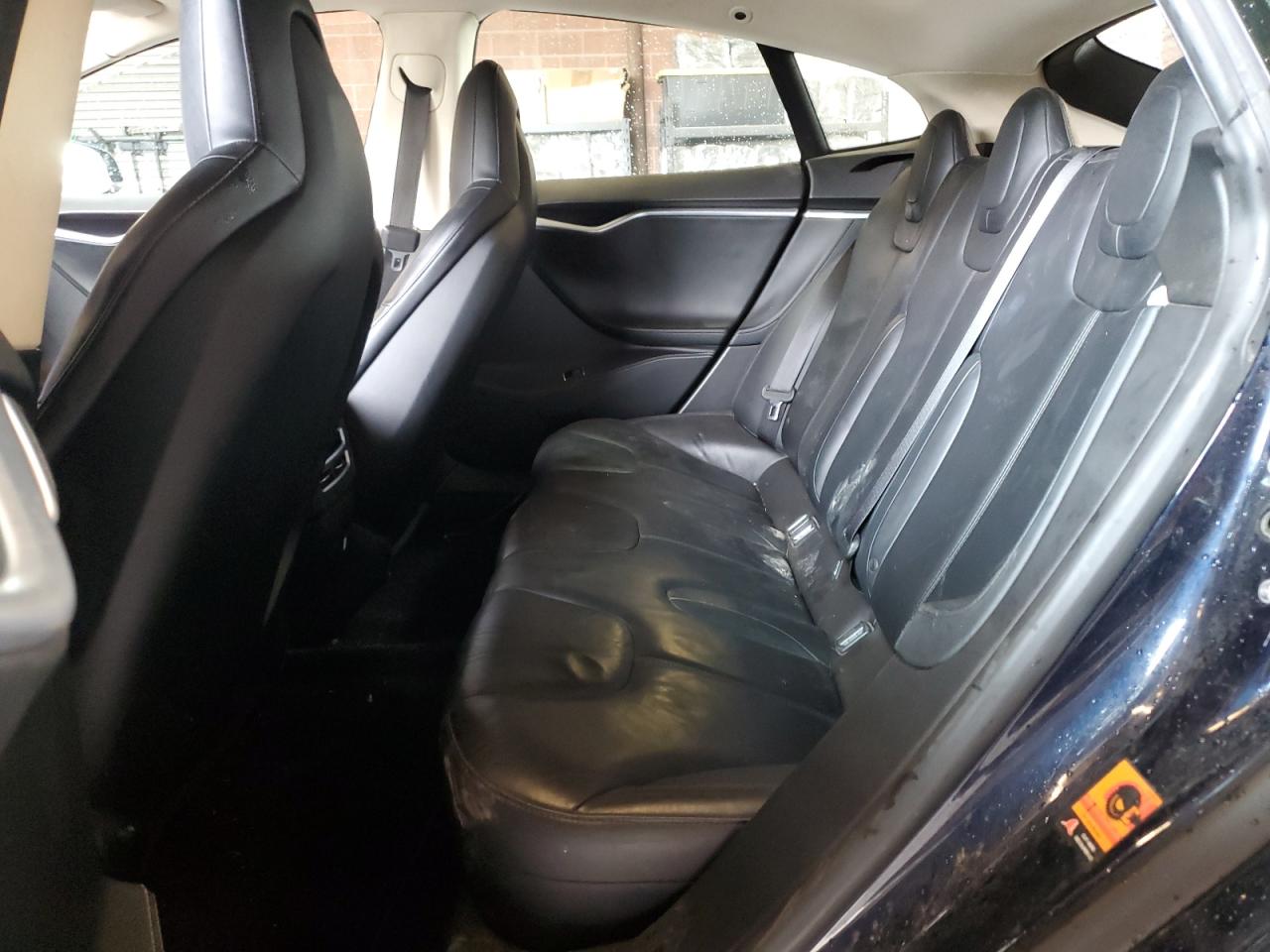 2014 Tesla Model S VIN: 5YJSA1H18EFP43698 Lot: 86784415