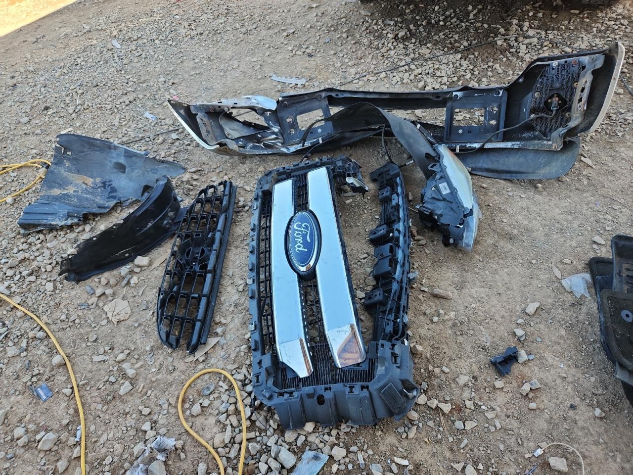 2015 Ford Other VIN: 1FT7W2BT2FEC75929 Lot: 81781385