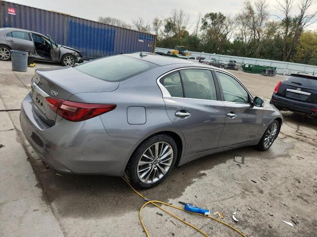 INFINITI Q50 2018 Серый