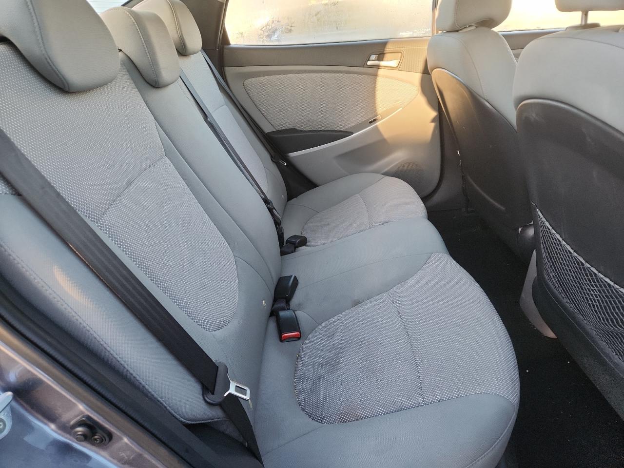 2013 Hyundai Accent Gls VIN: KMHCT4AE8DU523802 Lot: 90904875