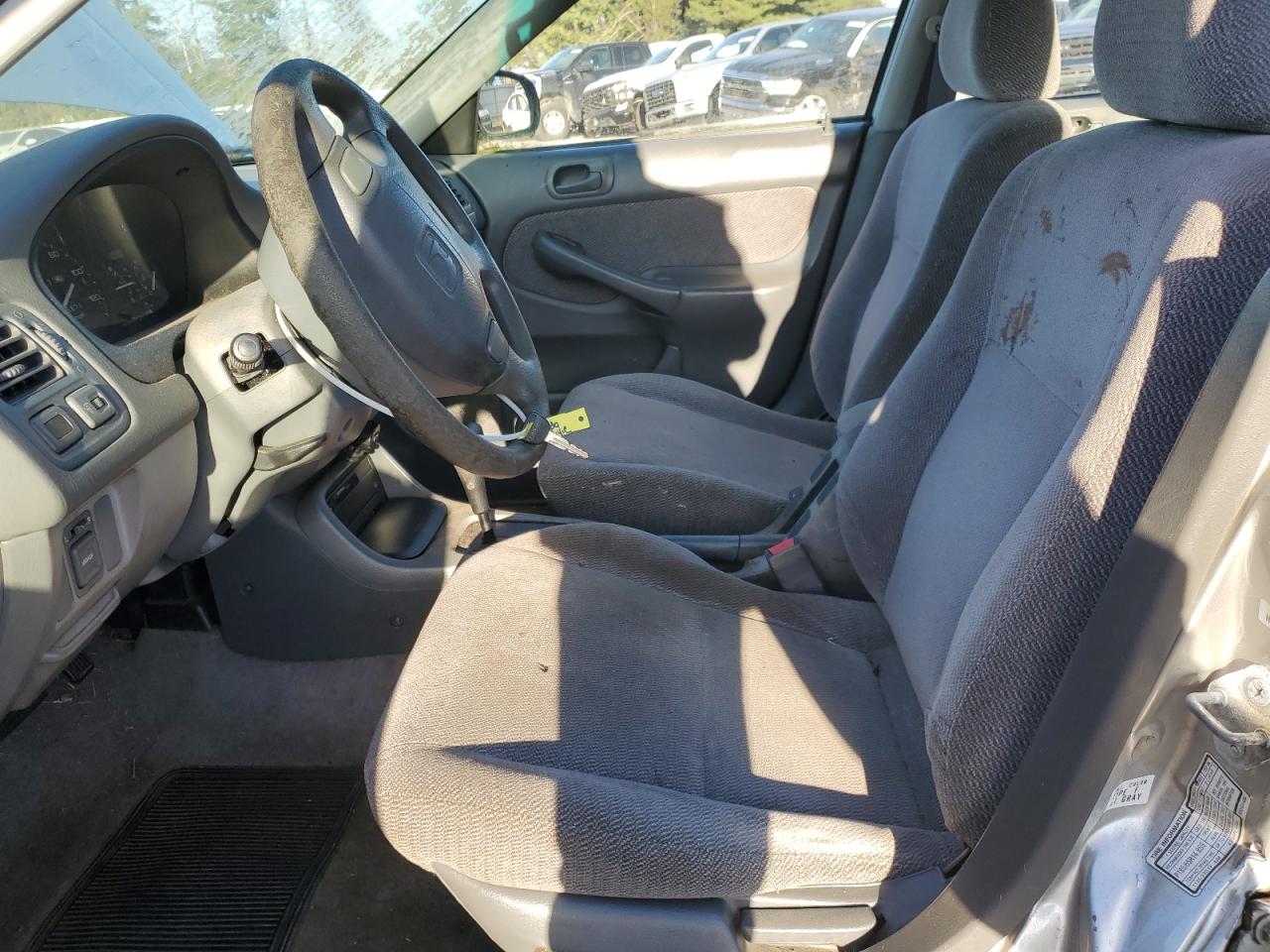 1998 Honda Civic Lx VIN: 2HGEJ6670WH530663 Lot: 84996705