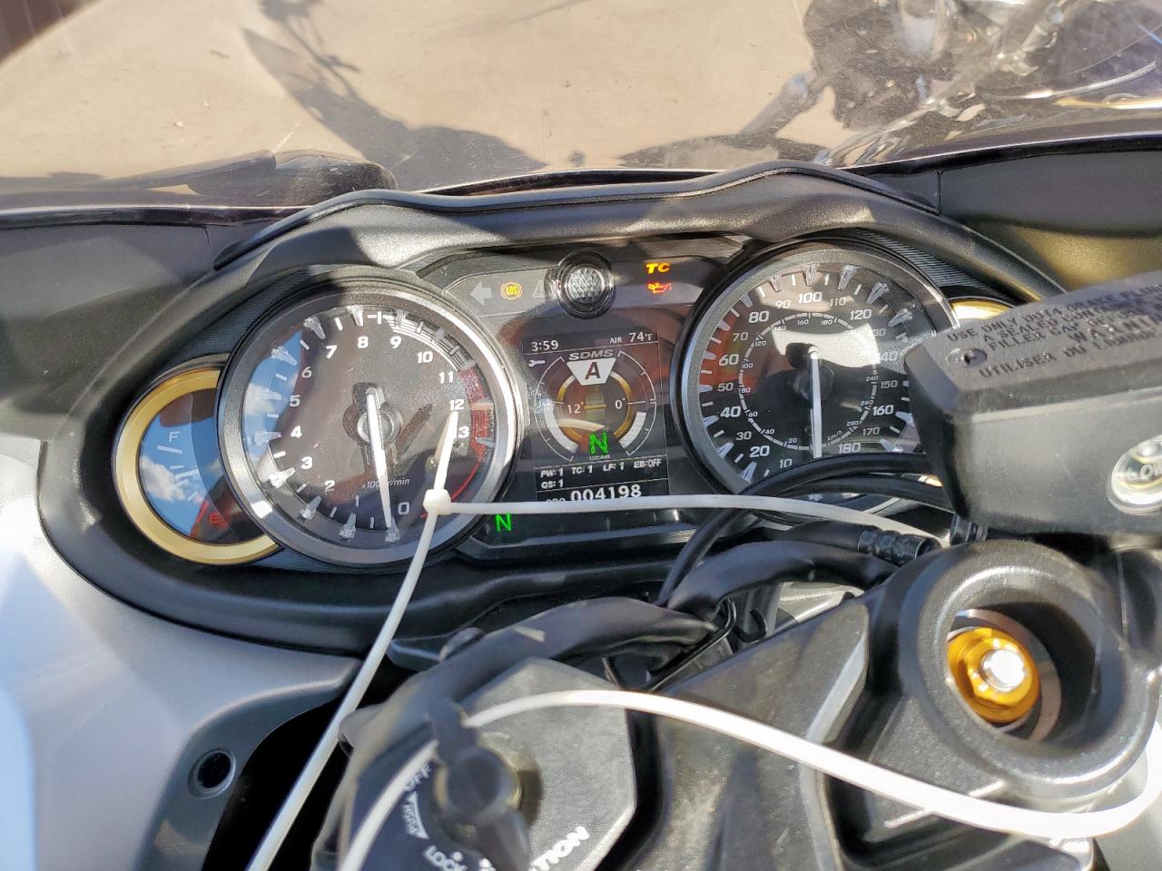 2022 Suzuki Gsx1300 Rr VIN: JS1EJ11B3N7102233 Lot: 90494125