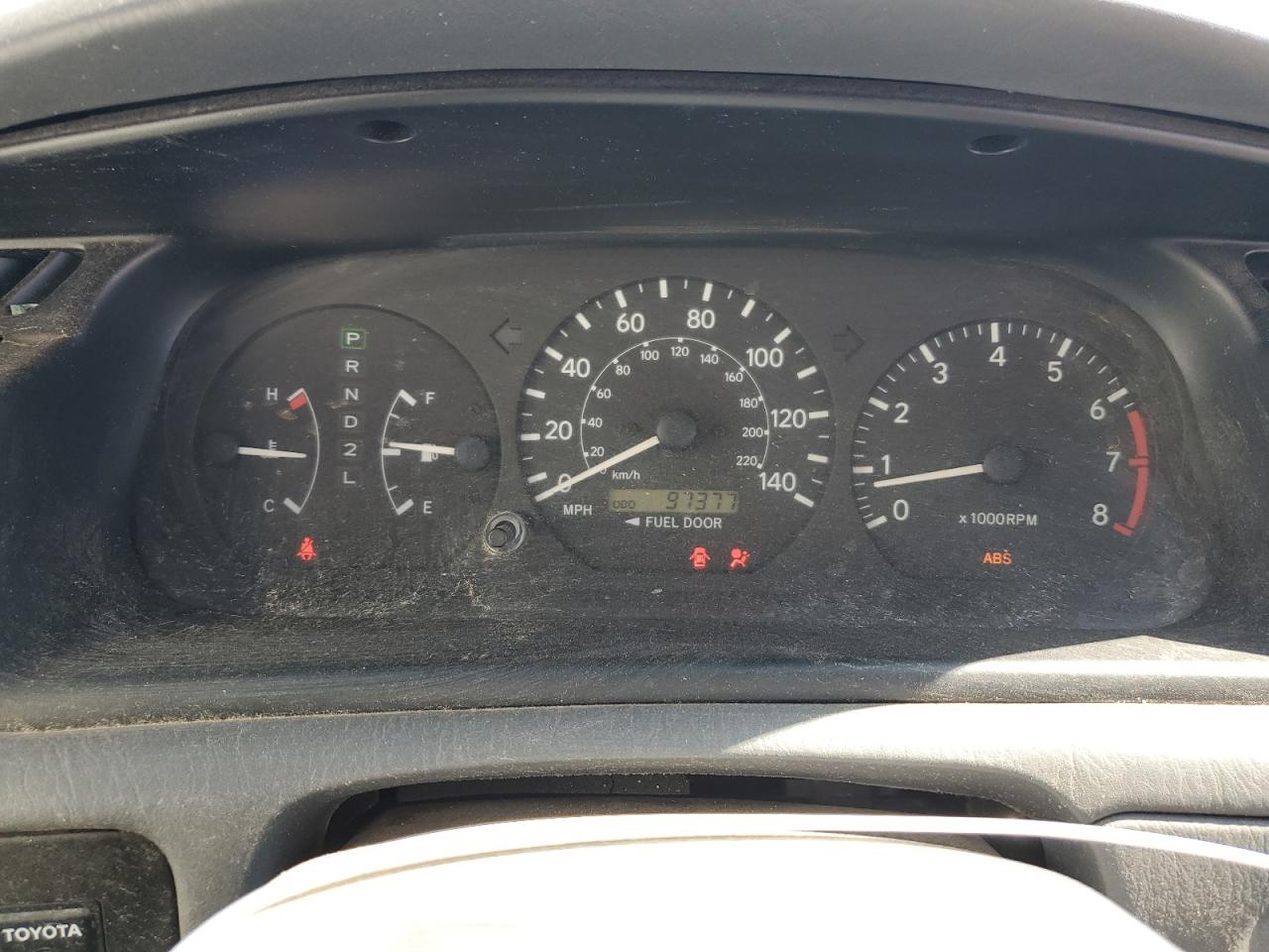 2000 Toyota Camry Le VIN: JT2BF28K3Y0239118 Lot: 87199995