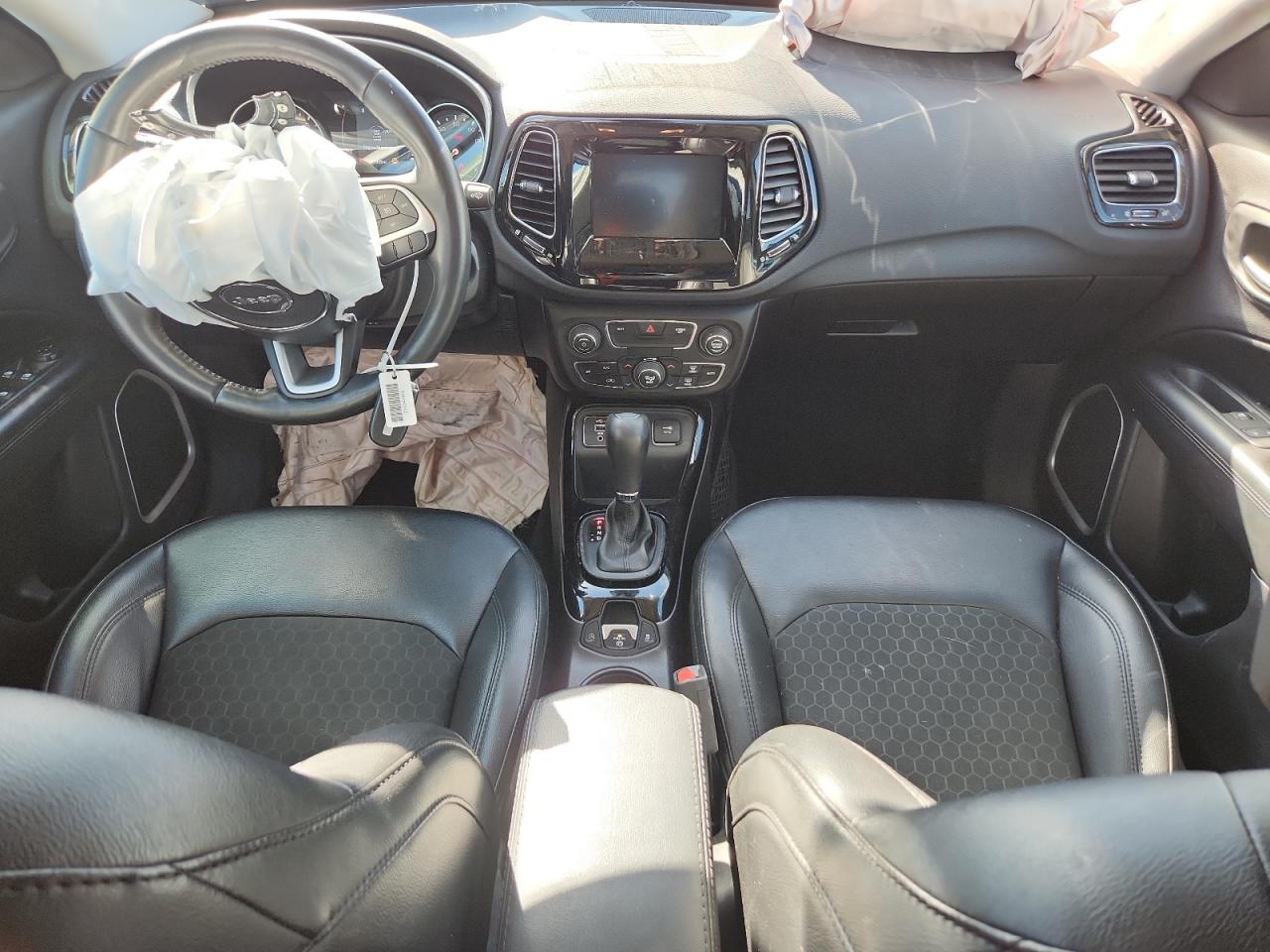 2019 Jeep Compass Latitude VIN: 3C4NJCBB6KT778005 Lot: 90732075