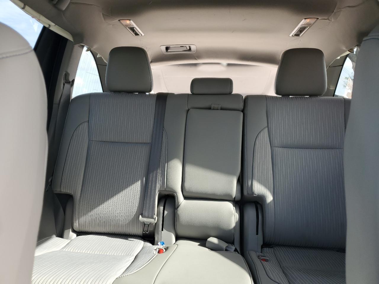 2017 Toyota Highlander Le VIN: 5TDZZRFH7HS209940 Lot: 81979635