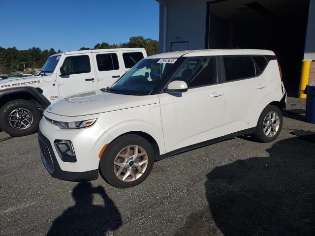  KIA SOUL 2022 Белы