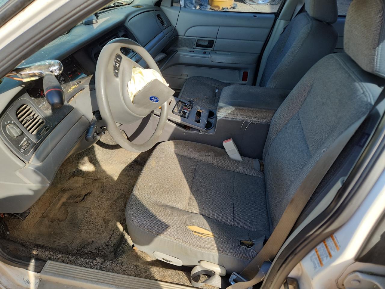 2004 Ford Crown Victoria Police Interceptor VIN: 2FAHP71W34X104120 Lot: 83999105