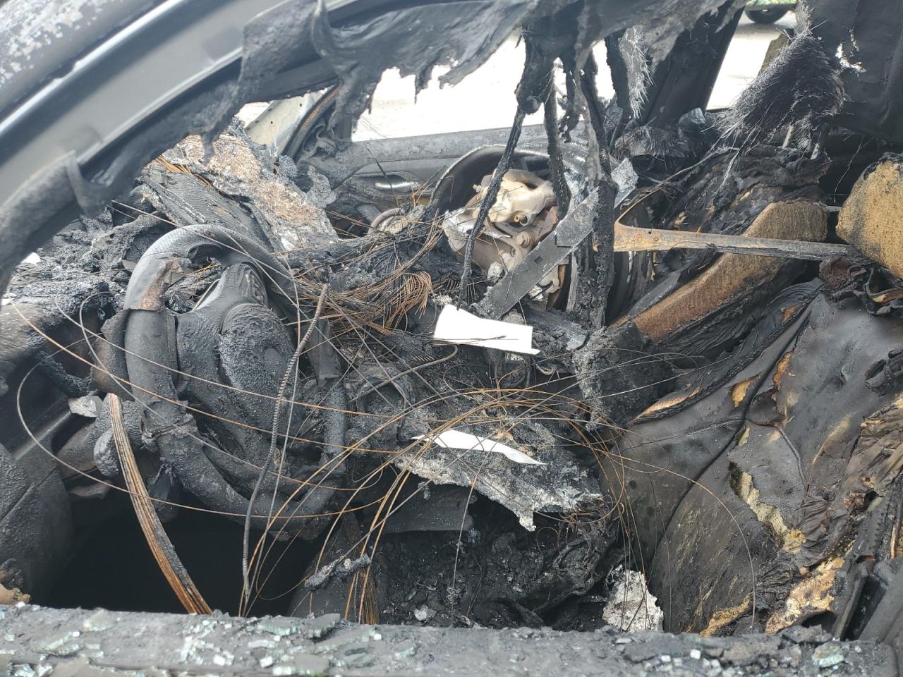 Фото: WBAVM1C58EVW53254