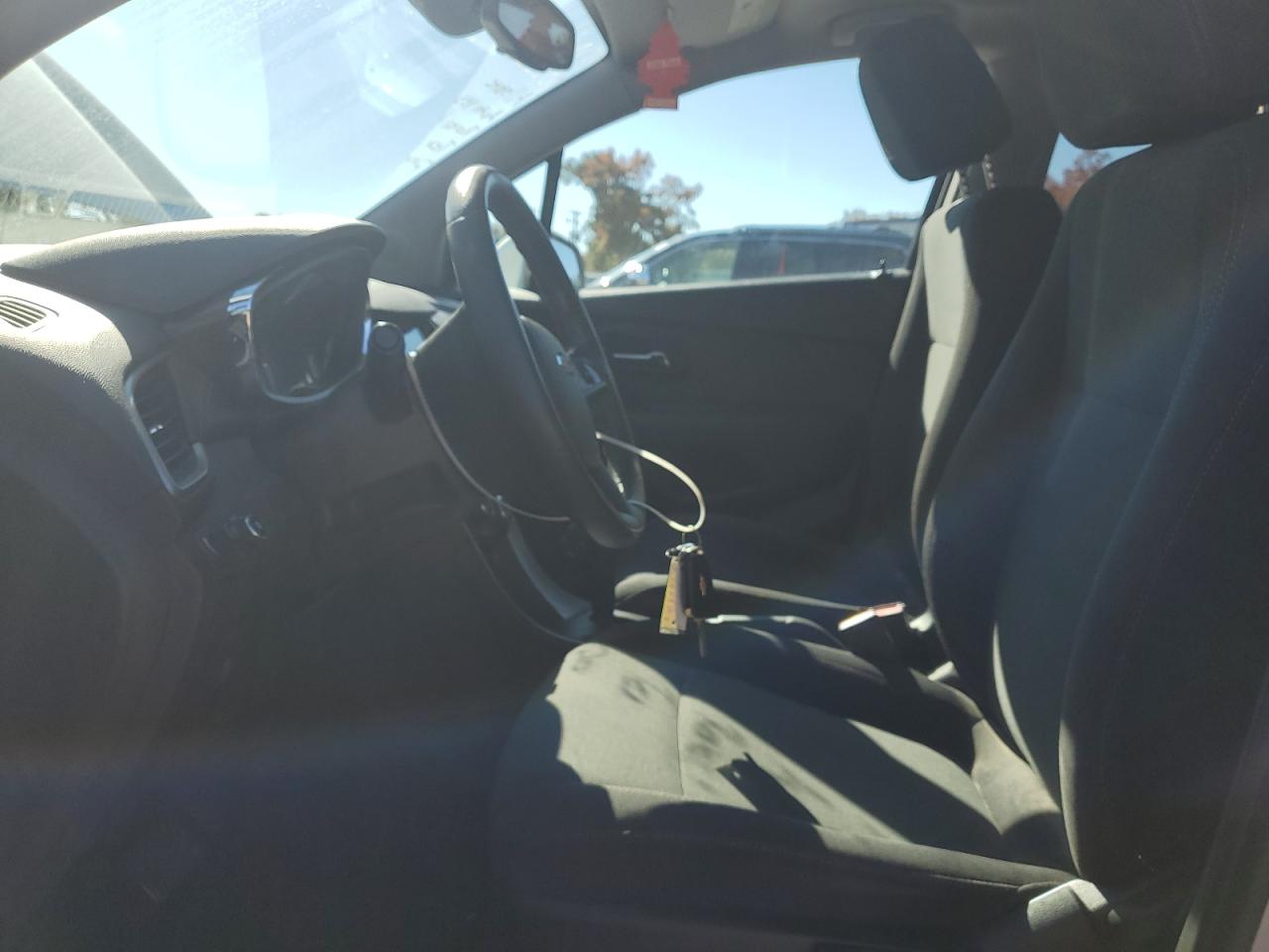 2019 Chevrolet Trax Ls VIN: 3GNCJKSB3KL278151 Lot: 90344415