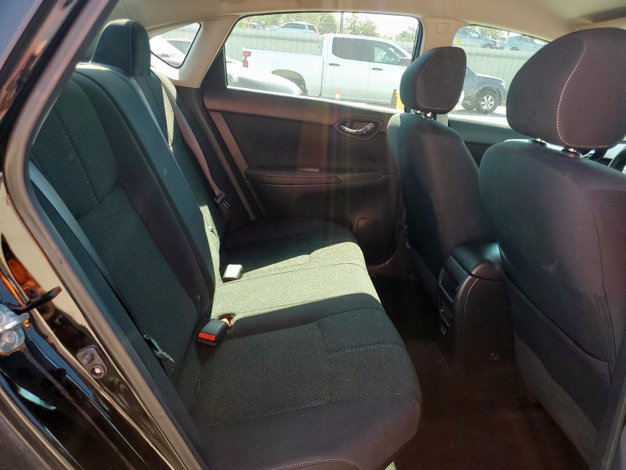 2017 Nissan Sentra S VIN: 3N1AB7AP3HY410332 Lot: 86332055