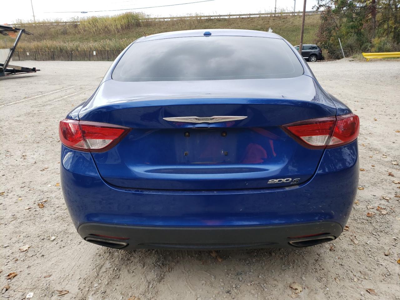 2015 Chrysler 200 S VIN: 1C3CCCBBXFN555042 Lot: 82428265
