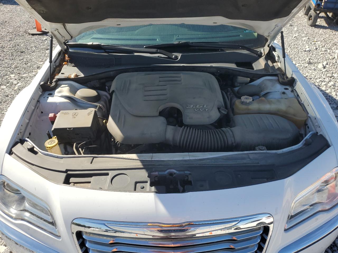 2013 Chrysler 300 VIN: 2C3CCAAG2DH612048 Lot: 85120485