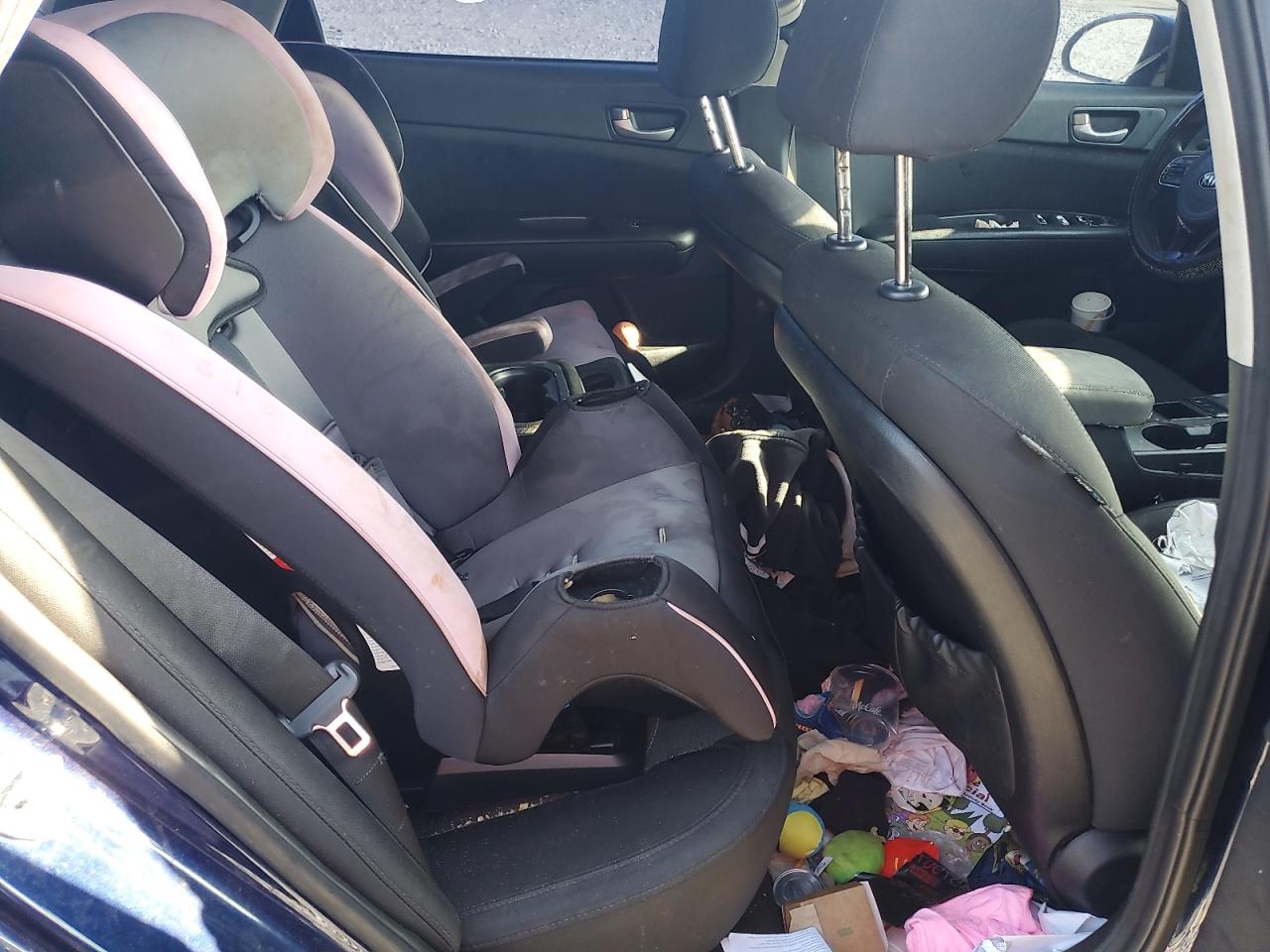 2017 Kia Optima Lx VIN: 5XXGT4L30HG122466 Lot: 84255465