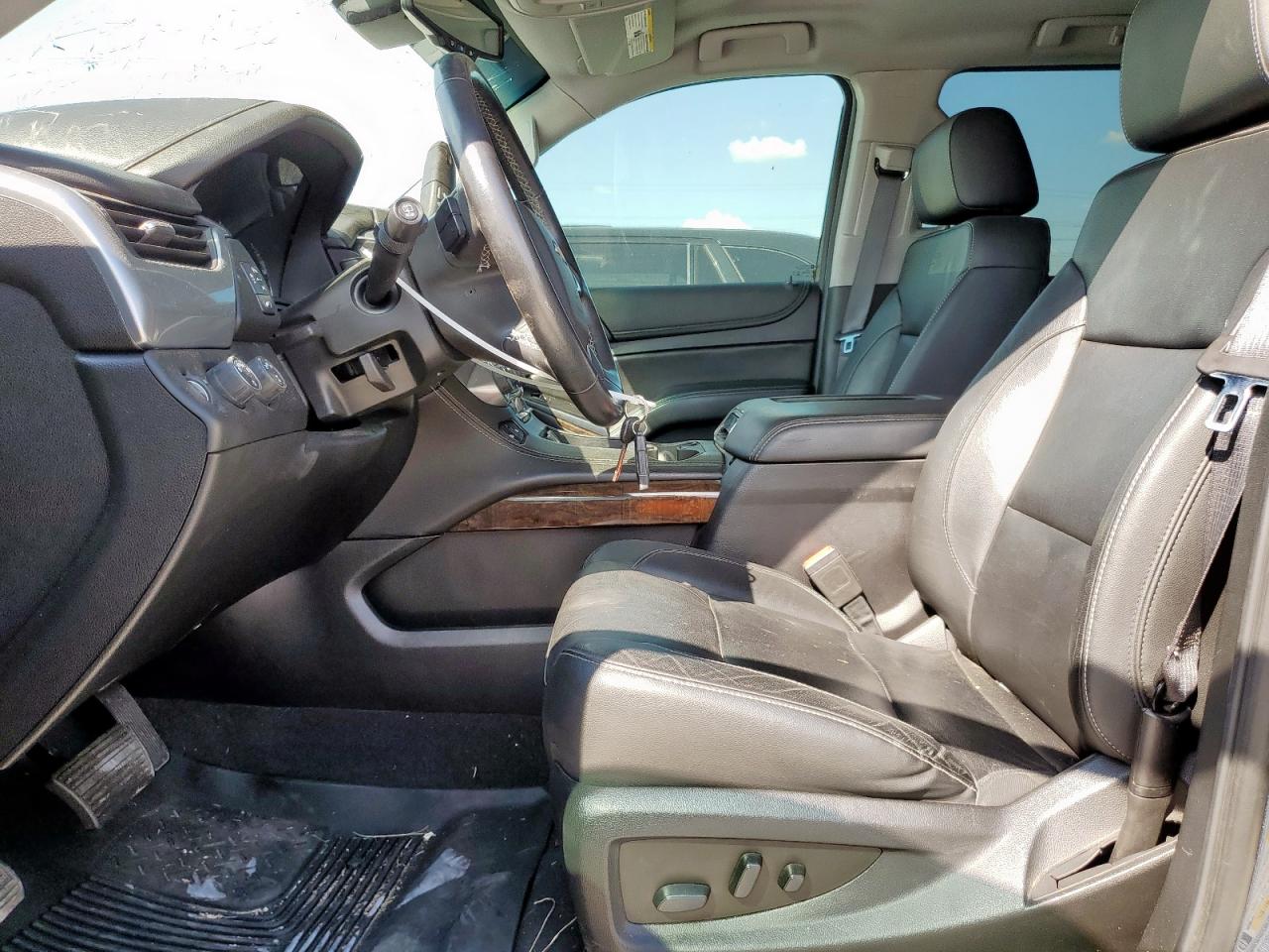 2020 Chevrolet Suburban K1500 Lt VIN: 1GNSKHKC7LR302384 Lot: 85836875