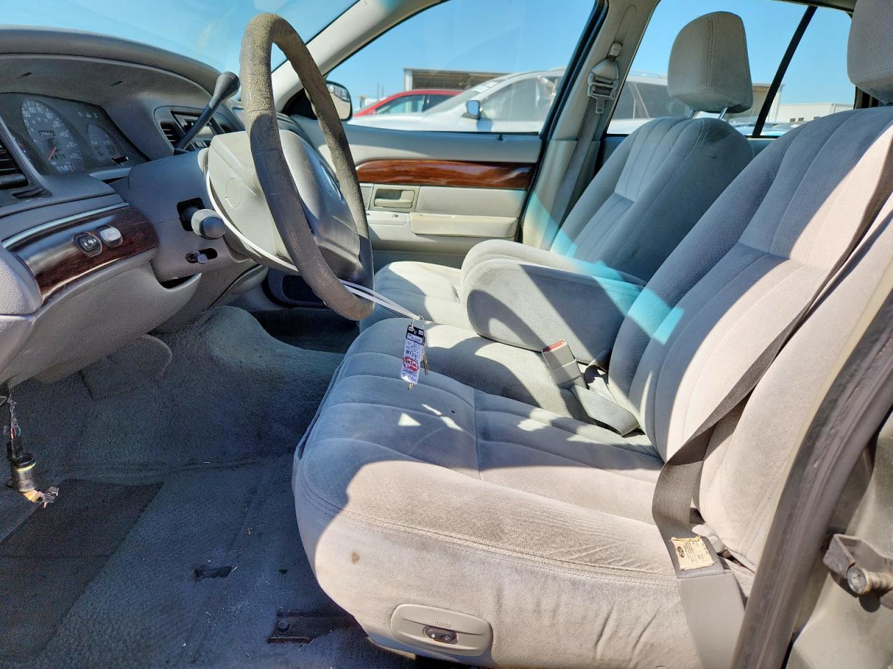 2003 Mercury Grand Marquis Gs VIN: 2MEFM74W03X636959 Lot: 86083275