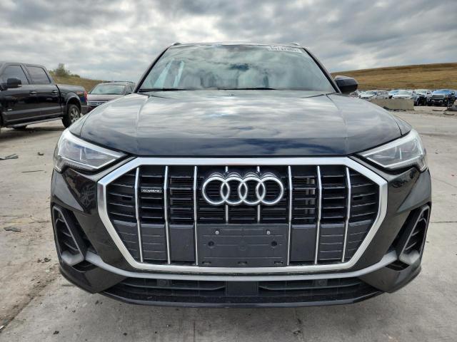  AUDI Q3 2023 Черный