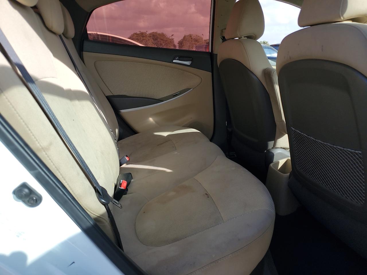 2013 Hyundai Accent Gls VIN: KMHCT4AE8DU521242 Lot: 82489655