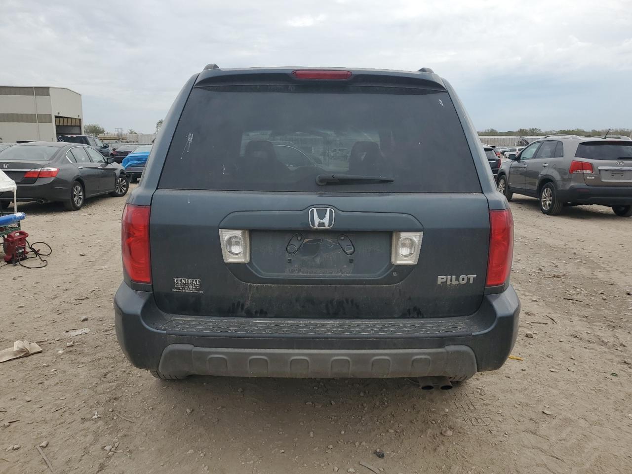 2005 Honda Pilot Ex VIN: 5FNYF18425B035744 Lot: 85929645