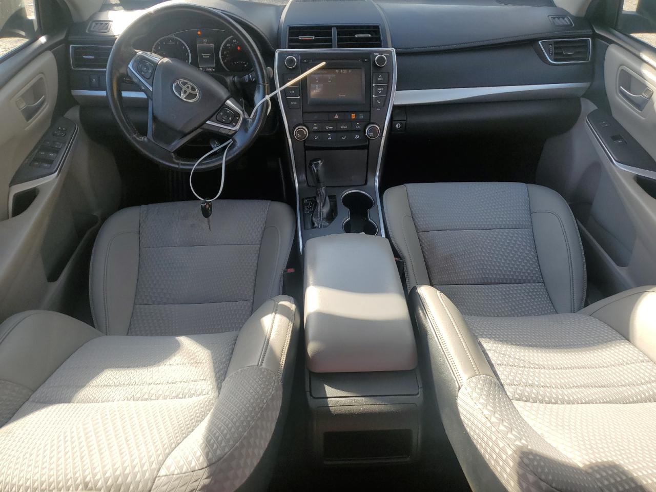 2015 Toyota Camry Le VIN: 4T1BF1FK8FU070798 Lot: 82188135