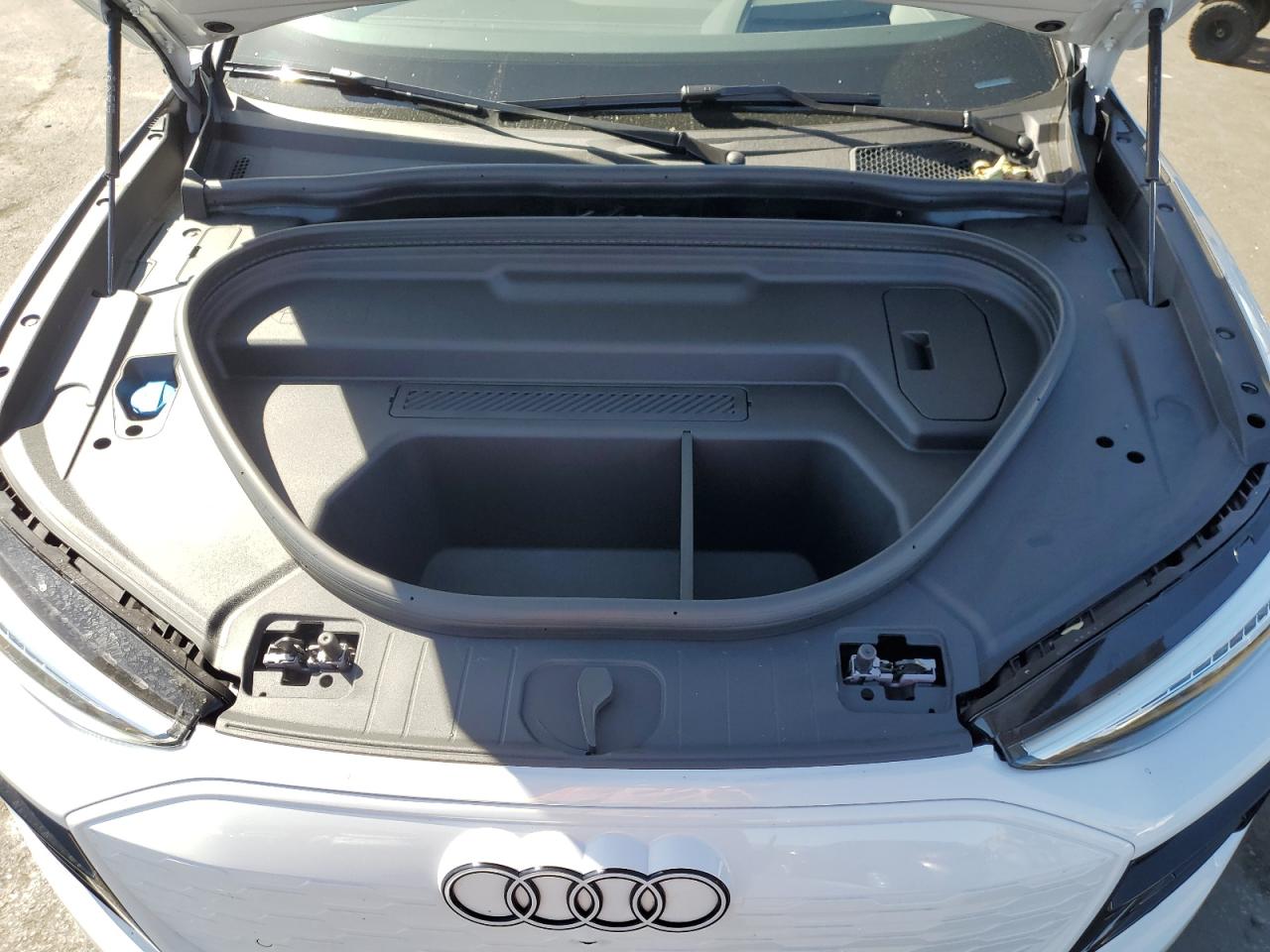 2025 Audi Q6 E-Tron Premium Plus VIN: WA124BGF3SA015103 Lot: 85880305