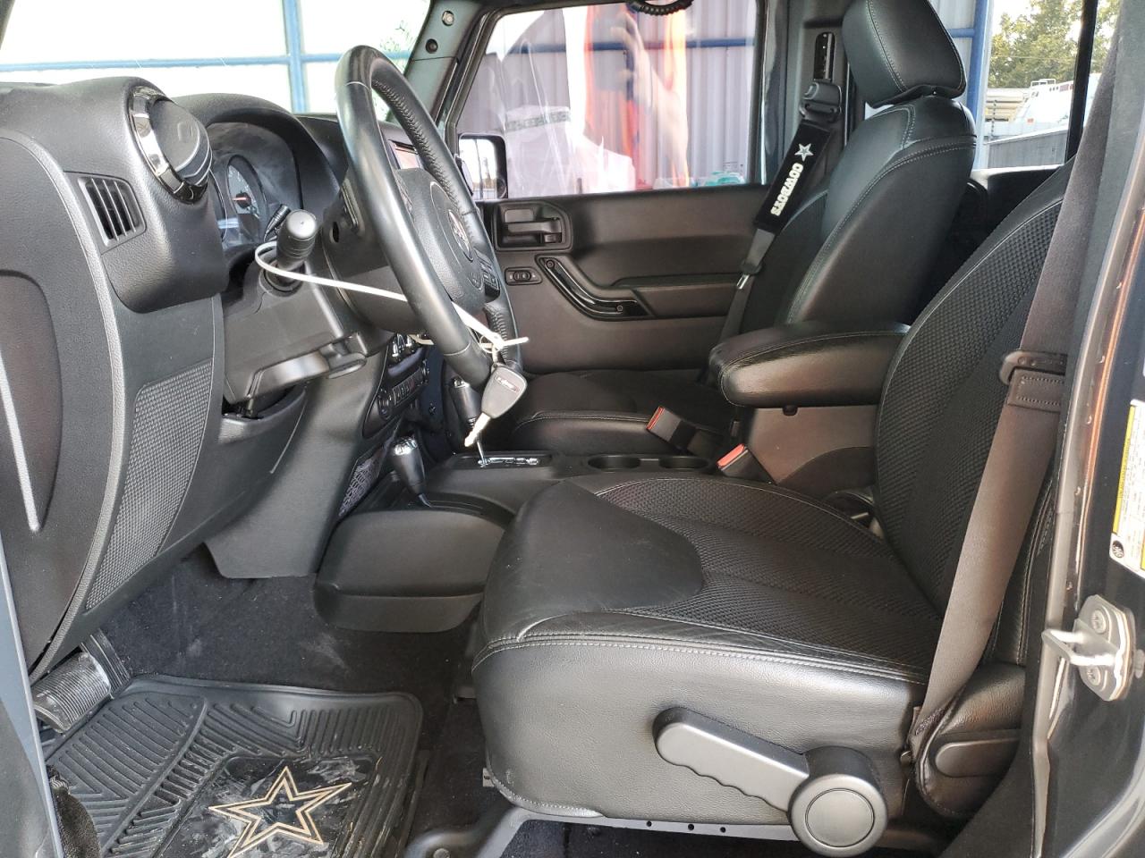 2017 Jeep Wrangler Unlimited Sahara VIN: 1C4BJWEG7HL612589 Lot: 82256015