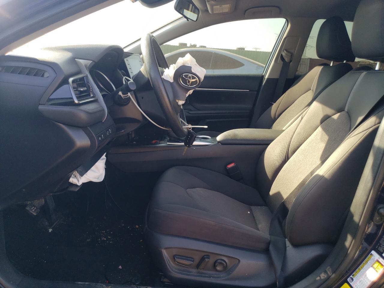 2022 Toyota Camry Le VIN: 4T1C11AK8NU685926 Lot: 84703495