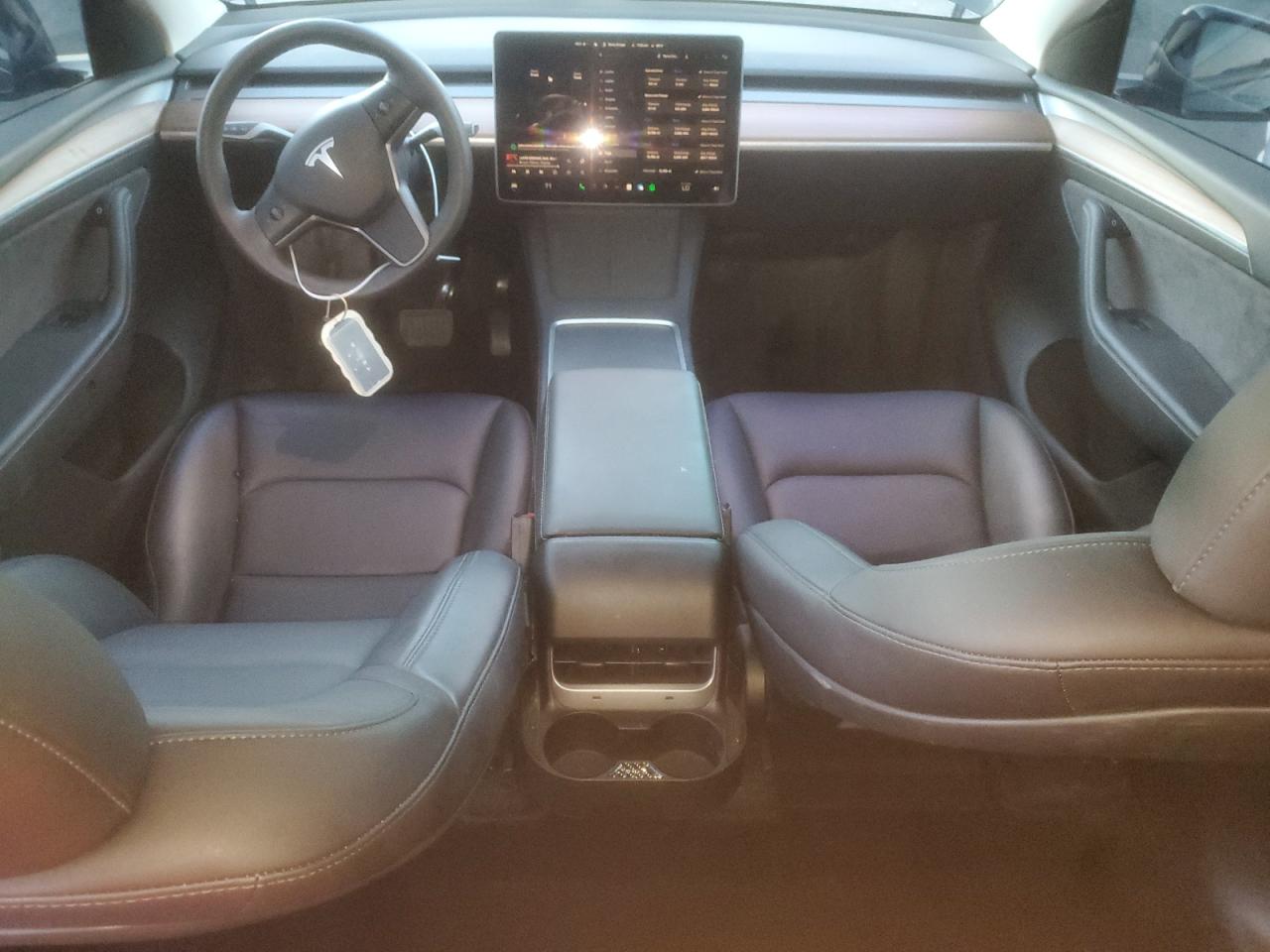 2025 Tesla Model Y VIN: 7SAYGDED9SF251091 Lot: 90049905