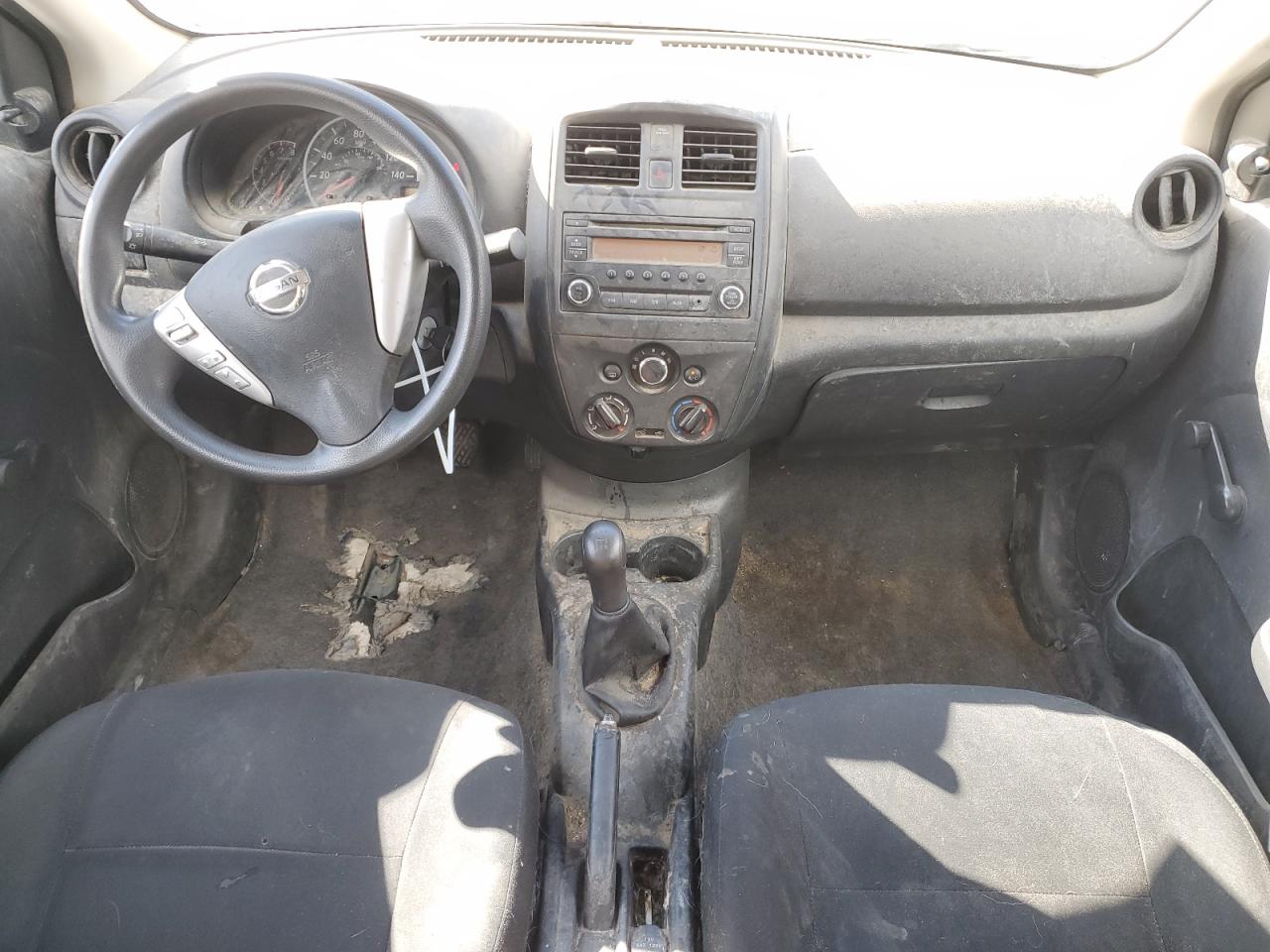 2015 Nissan Versa S VIN: 3N1CN7AP9FL825682 Lot: 81994025